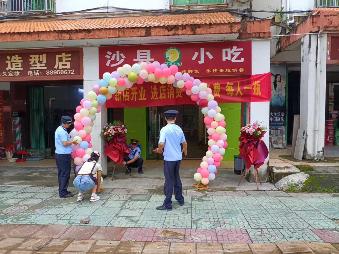 柔性执法显温度 主动服务暖民心